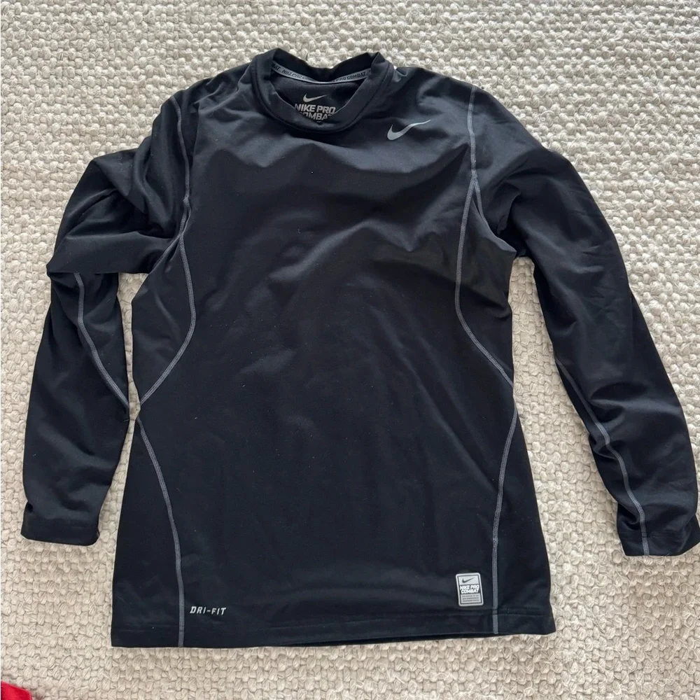 Men’s Bundle : Nike Pro + Kathmandu Merino Wool - Picture 1 of 6